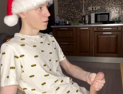 Naughty Solo Session Floods Twink Abs with Cum