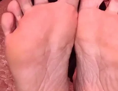 Just Sit Back and Jerk off to My Feet