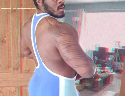 I Think I Like Blue Now, Makes Bulge Look Big