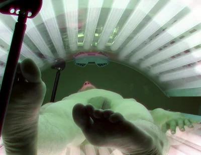 Czech Gay Solarium 1 Slim Twink Caught in Solarium