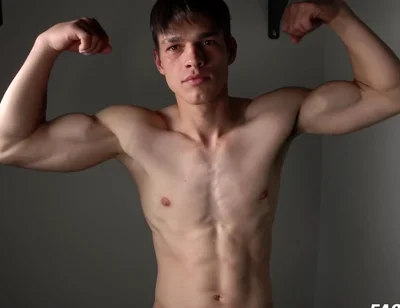 Handsome Solo Muscle Boy Flex Abs With Daniel Donovan