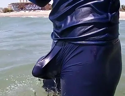 Surfer Gets Erect in His Lycra for the Pleasure of the People