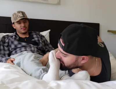 Latino masters feet cum load