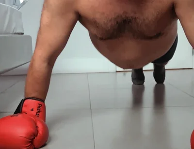 Bearzinho Black - POV Boxing Domination (hotel Roleplay)