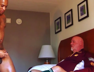 Coach Gives Massage - and Gets a Lot More!