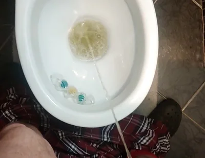 Uncut Cock Morning Pissing in Toilet