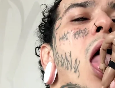 The Little Human Enjoys Being on the Giant's Cock and Is Then Devoured.