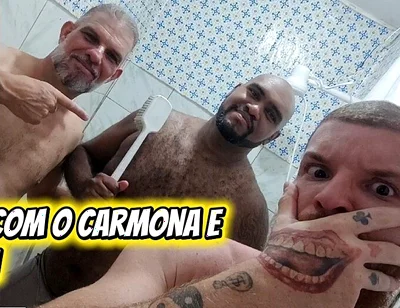 Bath Time with P Aii and Filhoo