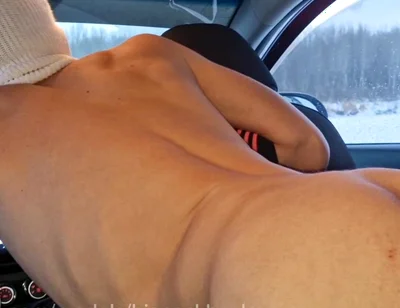 Fucked a Milky Femboy on the Side of the Road and Threw Him Out, No Condoms