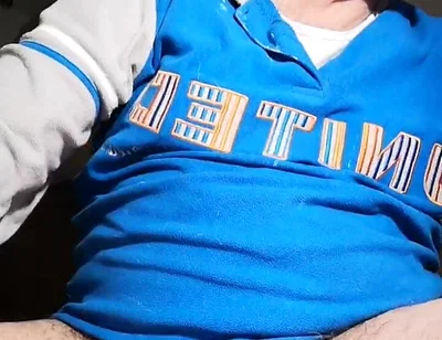 Handjob, Finger in Ass, Feet and Piss!