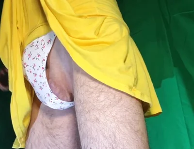 Flowery Seamless Thong with Yellow Skirt