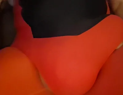 Red Bulging in Spandex