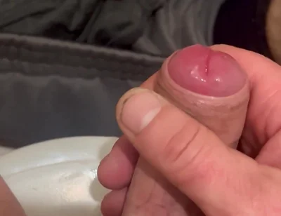 Guy Masturbates in the Toilet, Filming Close-up and in the Toilet
