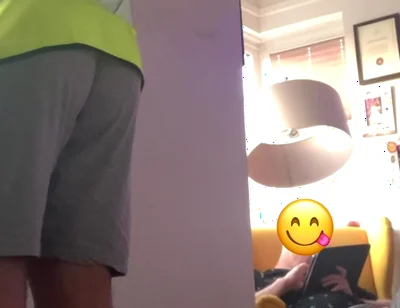 While Painting the Wall, I Got Horny and Wanked in Front of My Friend.