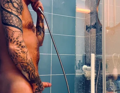 Hot Shower and Quick Pee