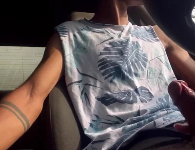 College Boy Masturbates in the Car Until He Cums