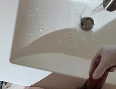 Mushroom Head Huge Uncut Cock Hard Jerked Take Cumshot