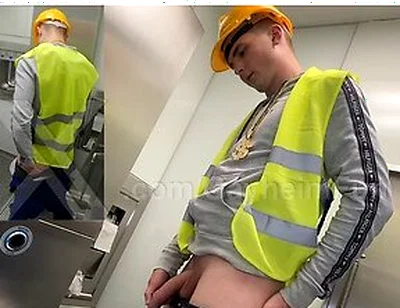 Young Cute Ondrej Seno Persuaded To Suck Cock