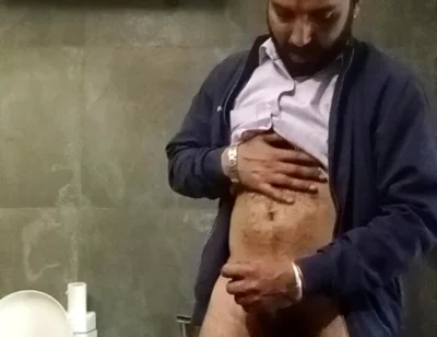 Indian Desi Man Enjoy Penis Massage in Bathroom