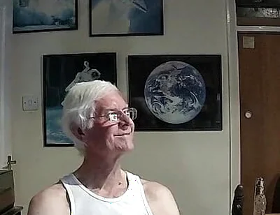 Slow Strip,chat and Edging