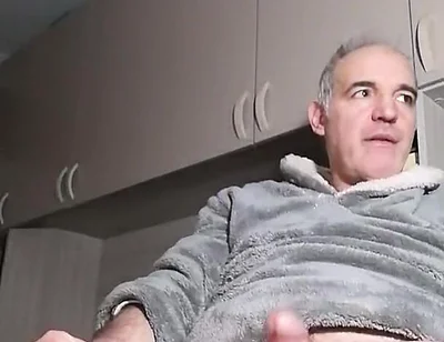 February 10 Online Evening Show with Cumshot in Your Face!