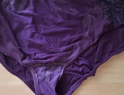 Strong Orgasm on Mom's Panties