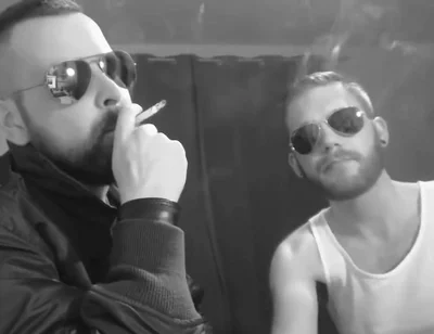 German proll smoke kissing