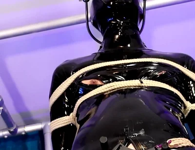 Edging the Rubber Gimp (4k)