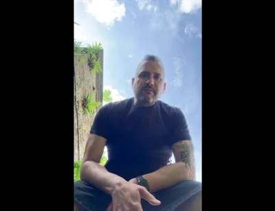 25 Mins of Multiple Piss Videos From Uncut Daddy