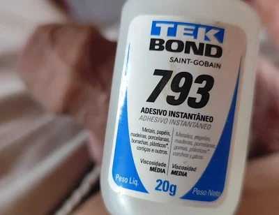 Without Cuts Spreading the Liquid Glue Completely on the Glans.