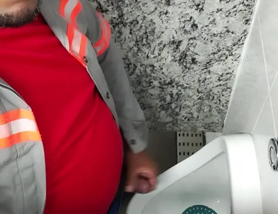 I Sucked My Colleague in the Bathroom of the Firm