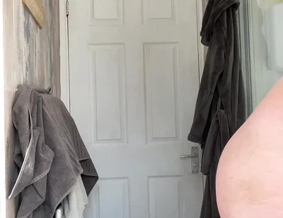 Morningwood Followed Me to the Bathroom