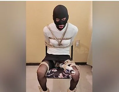 Chair Tied N Vivrated