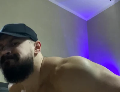 Pumping My Huge Pecs