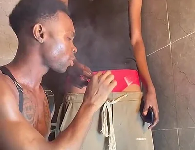 The Tallest Guy a Tips to Have Sex While Other Homie Playing