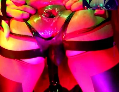 Doing Cardio While Riding My Dildo, Training My Hole with My Oiled and Wet Ass 2