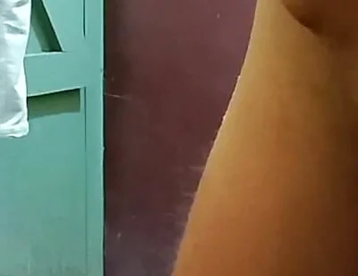 I Enjoyed Doing a Dance Handjob in the Bathroom