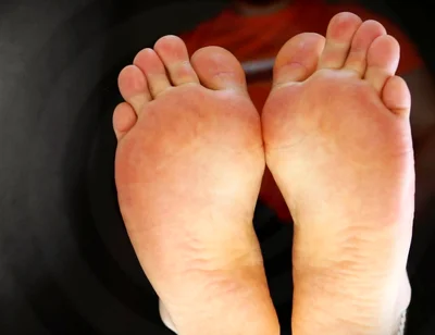 Keep Gooning to My Feet