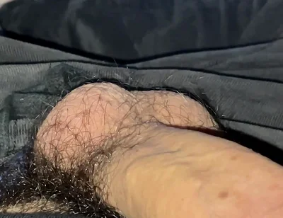 Gooning in Bed