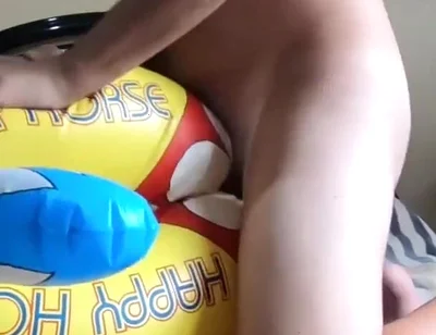 Inflatable ride