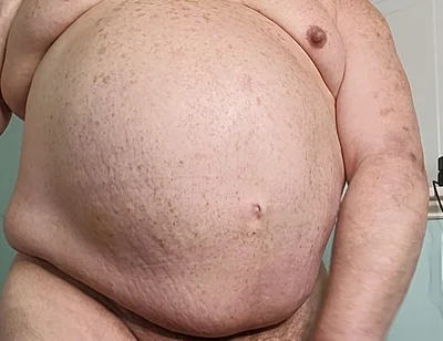 Big Man Jerks His Big Cock