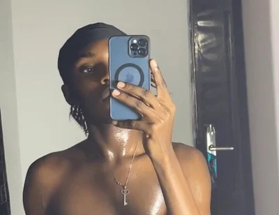 Sexy Twink Boy Get Oiled