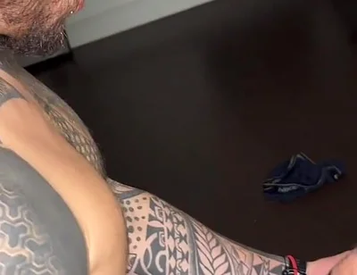 Hot Tattooed Guys, Sex in Madrid