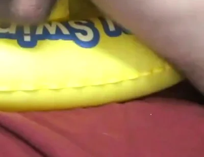 The yellow float