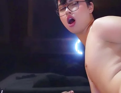 I Fuck the Most Beautiful Twink in the Neighborhood Bareback