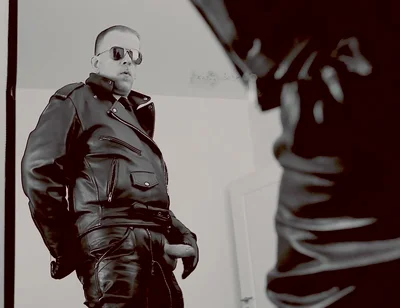 Leatherman 7 Cum Shots Xl & Piss (rear Window)