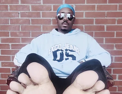 Display My Male Soles 3