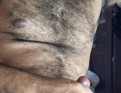 Hairy Giant Man Big Cumshow
