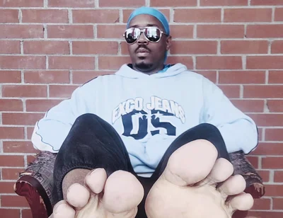 Display My Male Soles 3