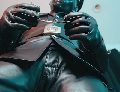 VK Leather Maskter Return